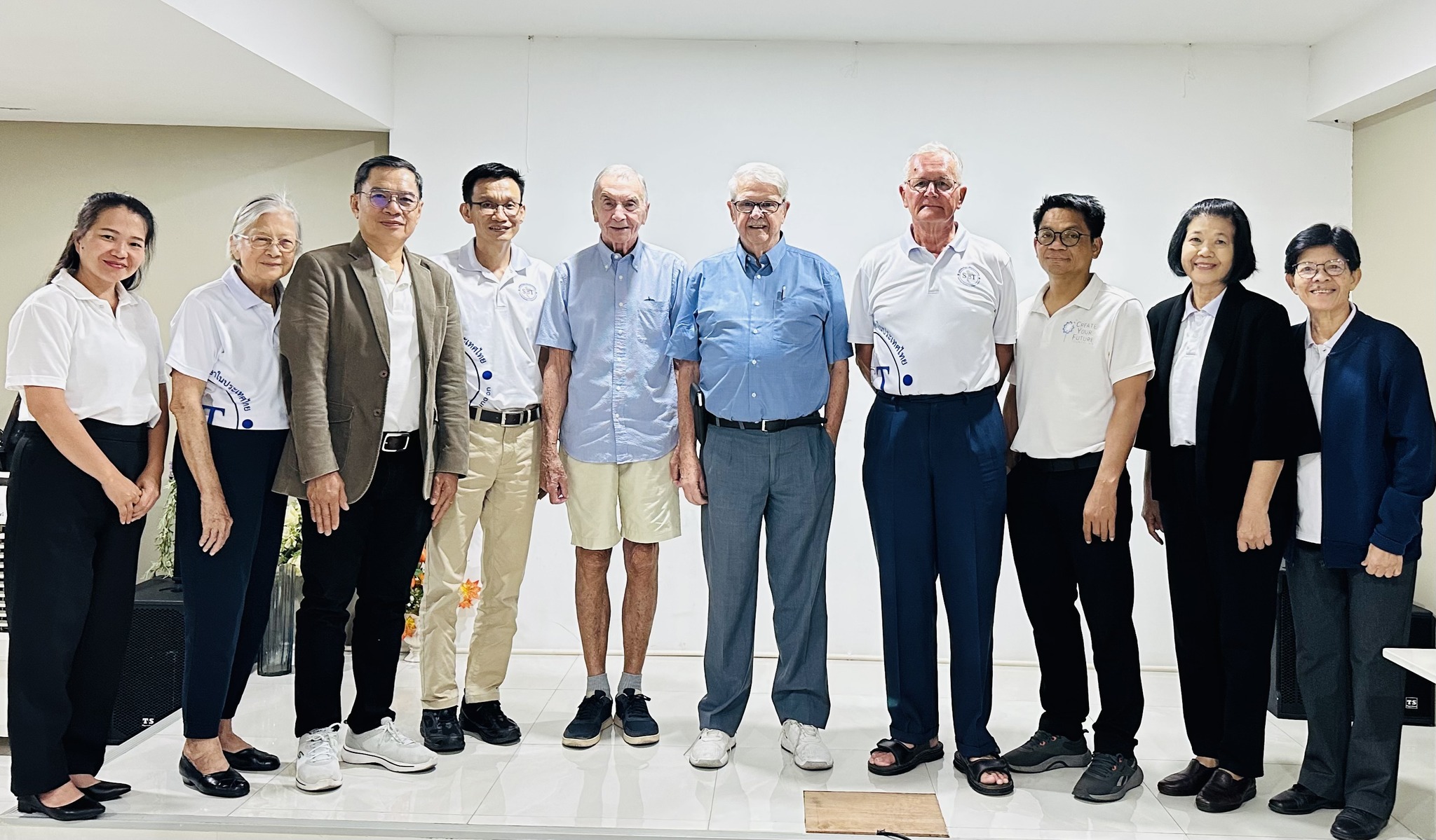 ทุนมูลนิธิเกื้อกูลการศึกษาในประเทศไทย(The SET Foundation)